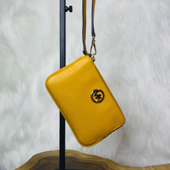 Michael Kors Fulton Medium TZ Wristlet - Picture 7 of 8